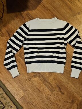Shein Girls Striped Sweater Size Large